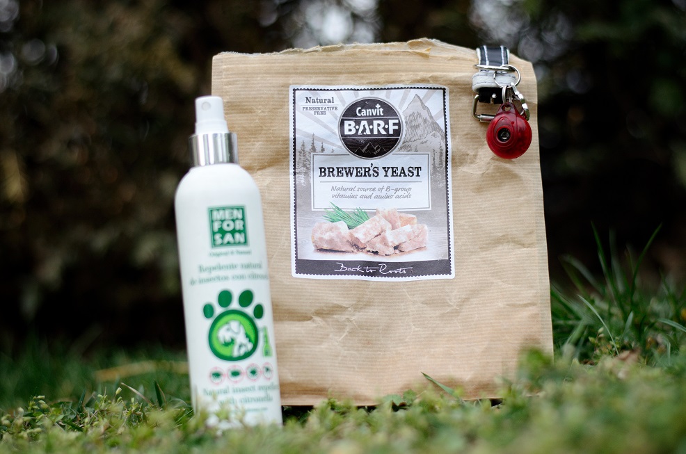 Náhled  Elektronický repelent  Ultrazvukový odpuzovač blech a klíšťat pro psy SKUDO PET DOG